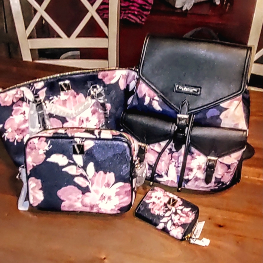 Victoria secret Bag set